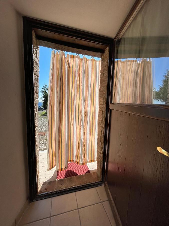 Вилла La Tana Del Picchio Neviano degli Arduini Экстерьер фото